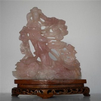 rose quartz (Sculptures of Precious Stones)