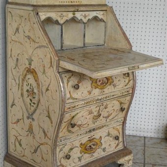 vanity cabin (Classic Furniture)